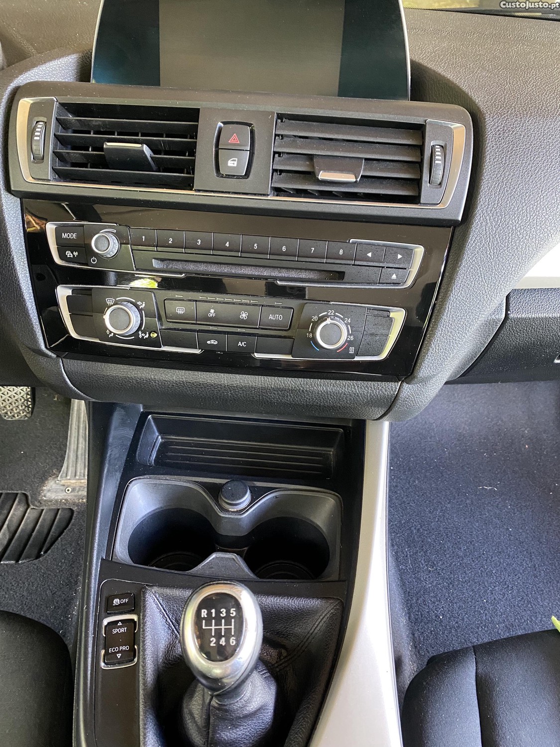 BMW 116 Efficient dynamics — fotografia 5