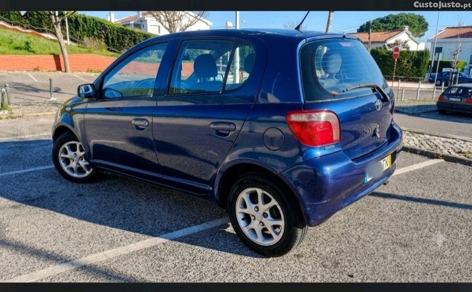 Toyota Yaris 1.0 - 01 foto 2