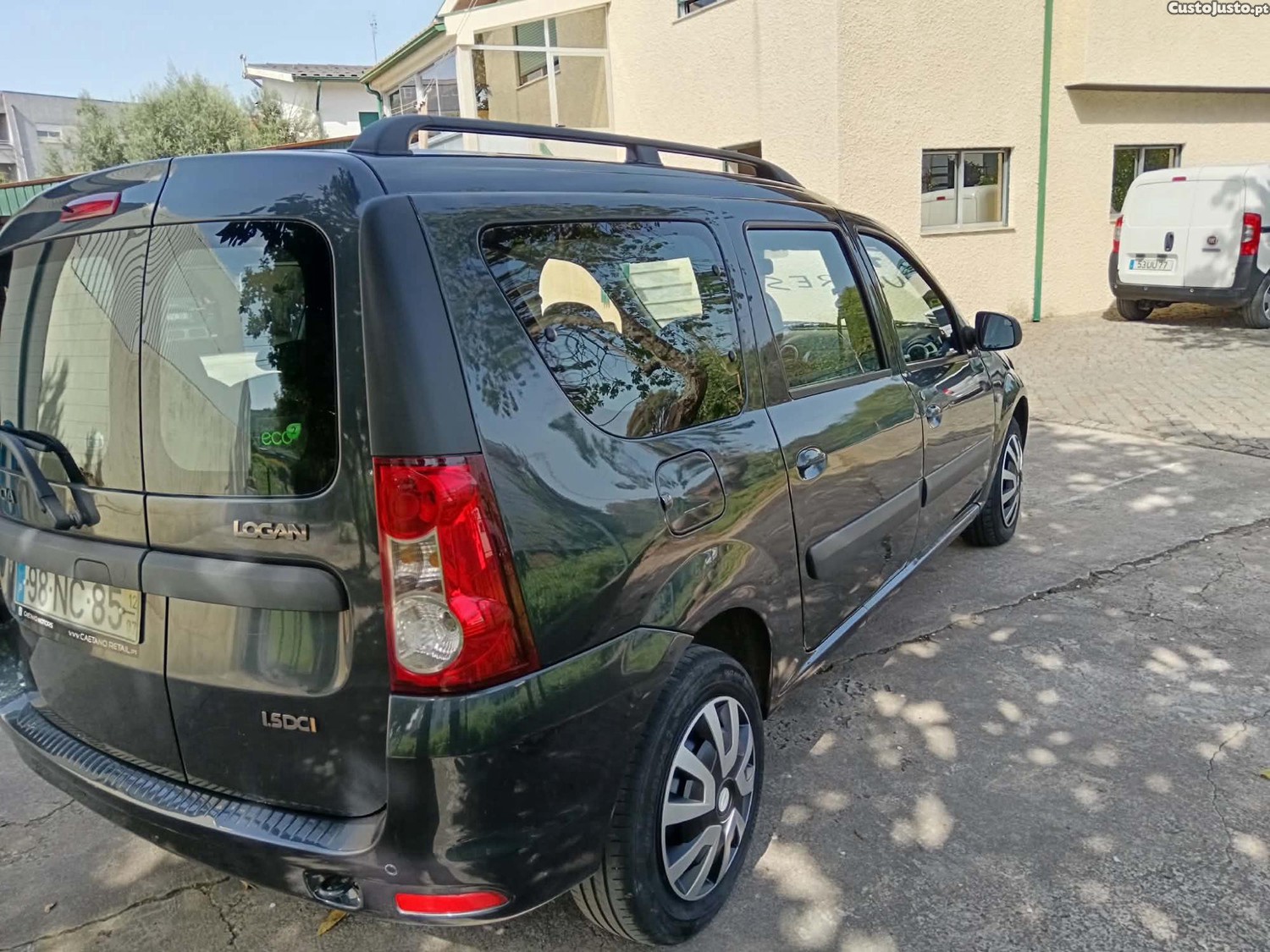 Dacia Logan MCV 1.5 Dci 7 LUGARES — photo 3