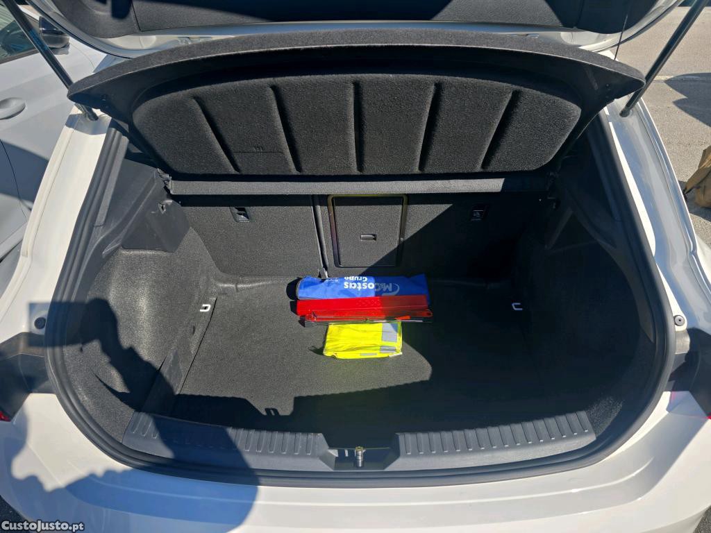 SEAT Leon 1.0 TSI FR 110cv — fotografia 19