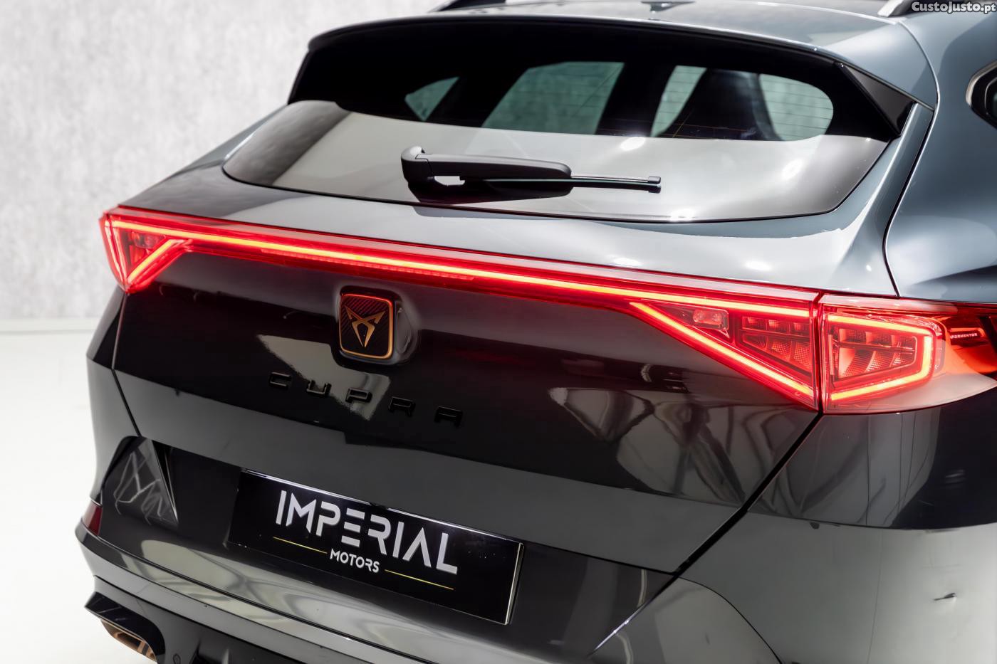 CUPRA Formentor 1.4 e-Hybrid DSG VZ — fotografia 12