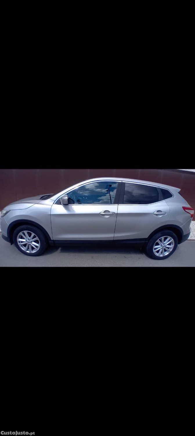 Nissan Qashqai Confort — fotografia 5