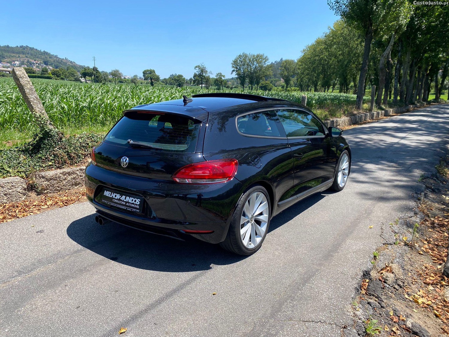 Volkswagen Scirocco 2.0 TSI DSG — fotografia 12