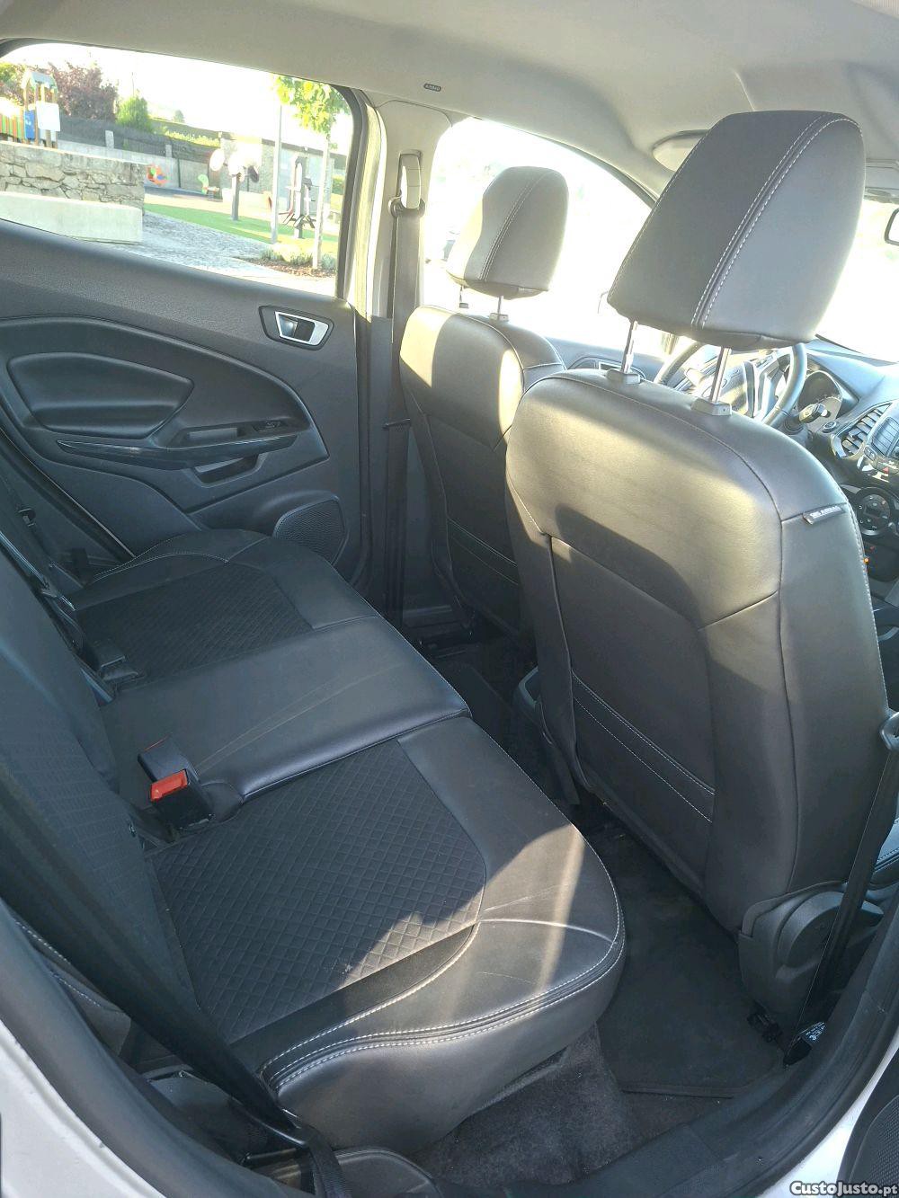 Ford EcoSport TITTANIUM FULL EXTRAS — fotografia 2