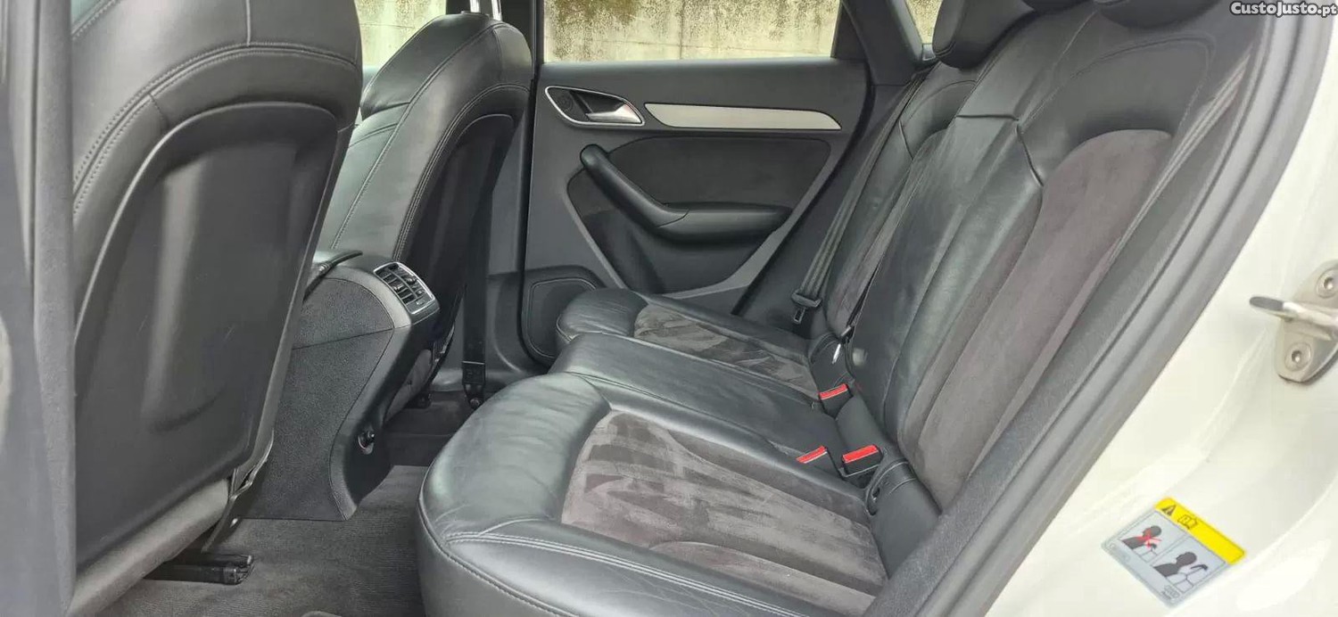 Audi Q3 2.0 tdi sport — fotografia 12