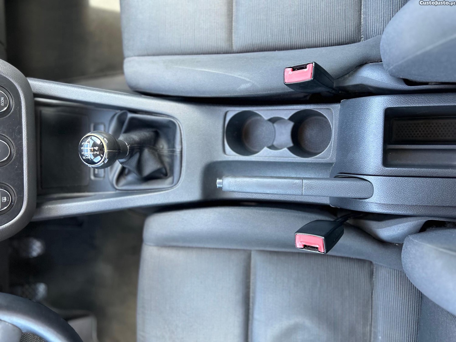 Volkswagen Golf 1.9TDi Trendline — fotografia 8