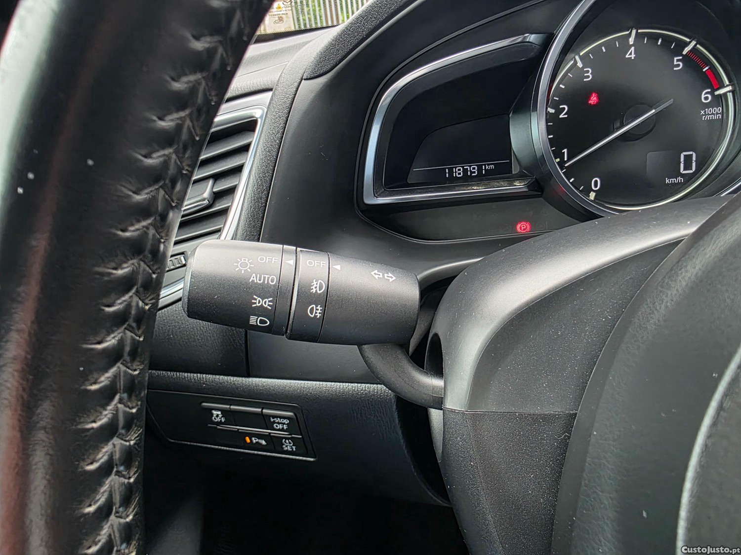 Mazda 3 1.5 SKY-D EXCELLENCE — fotografia 7