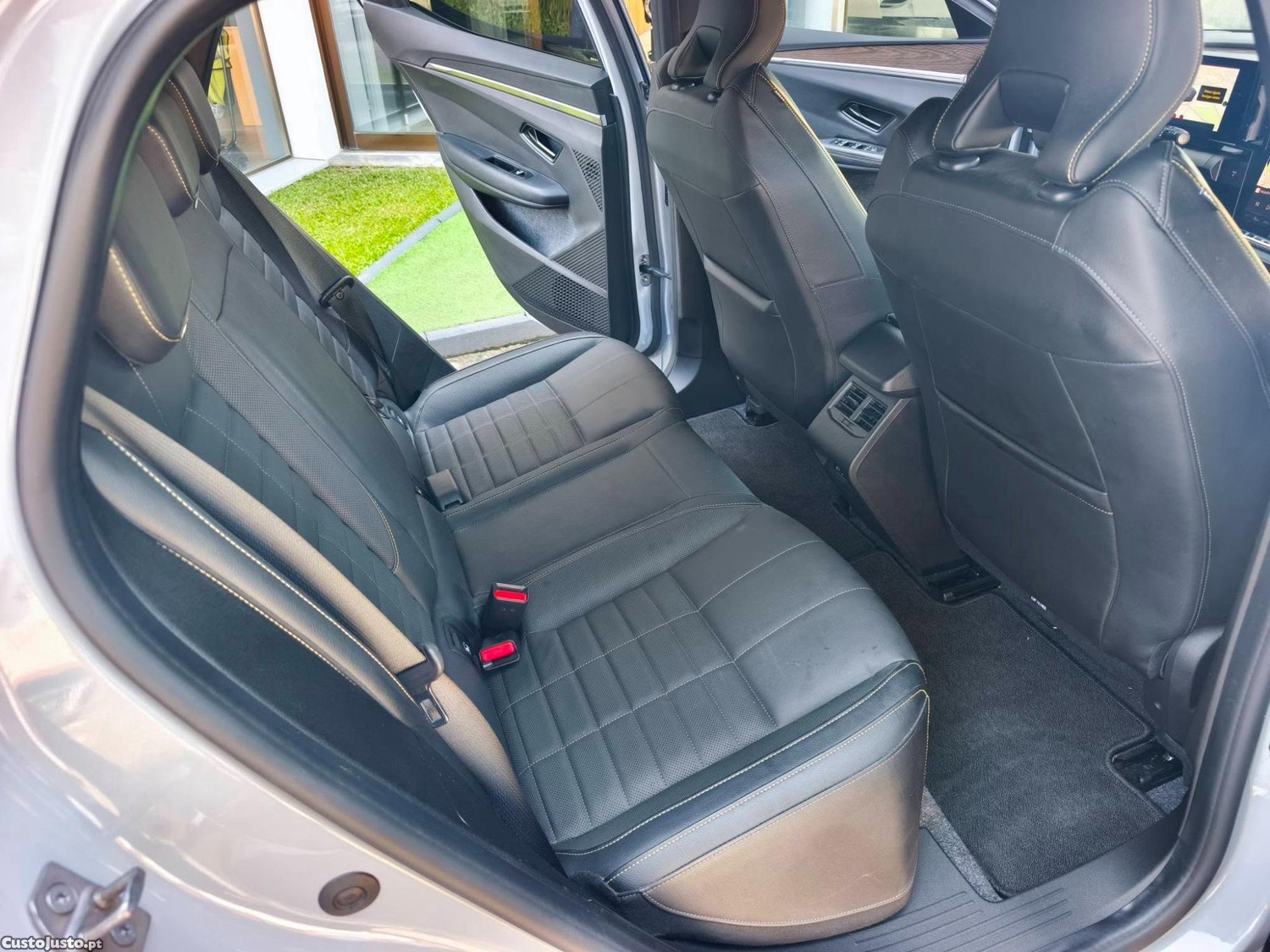 Renault Mégane E-Tech 60 EV Iconic 218 CV´s — fotografia 4