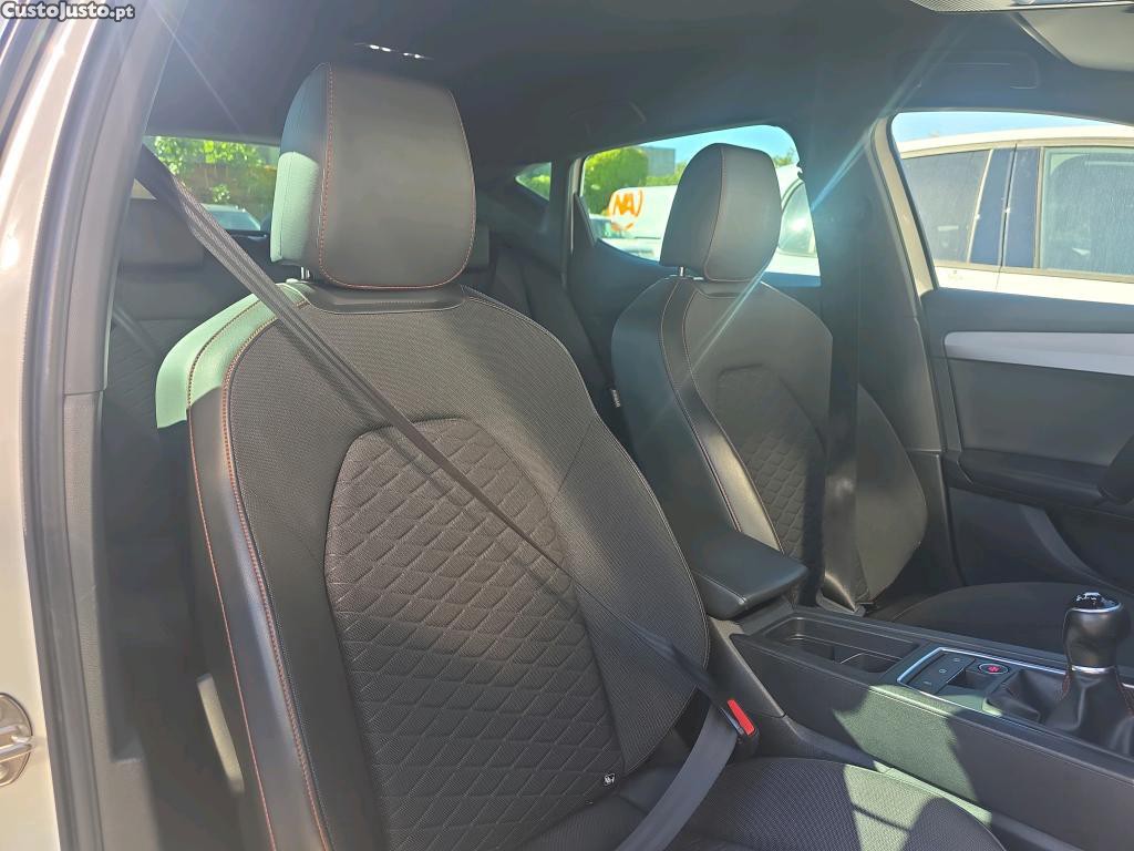 SEAT Leon 1.0 TSI FR 110cv — fotografia 18