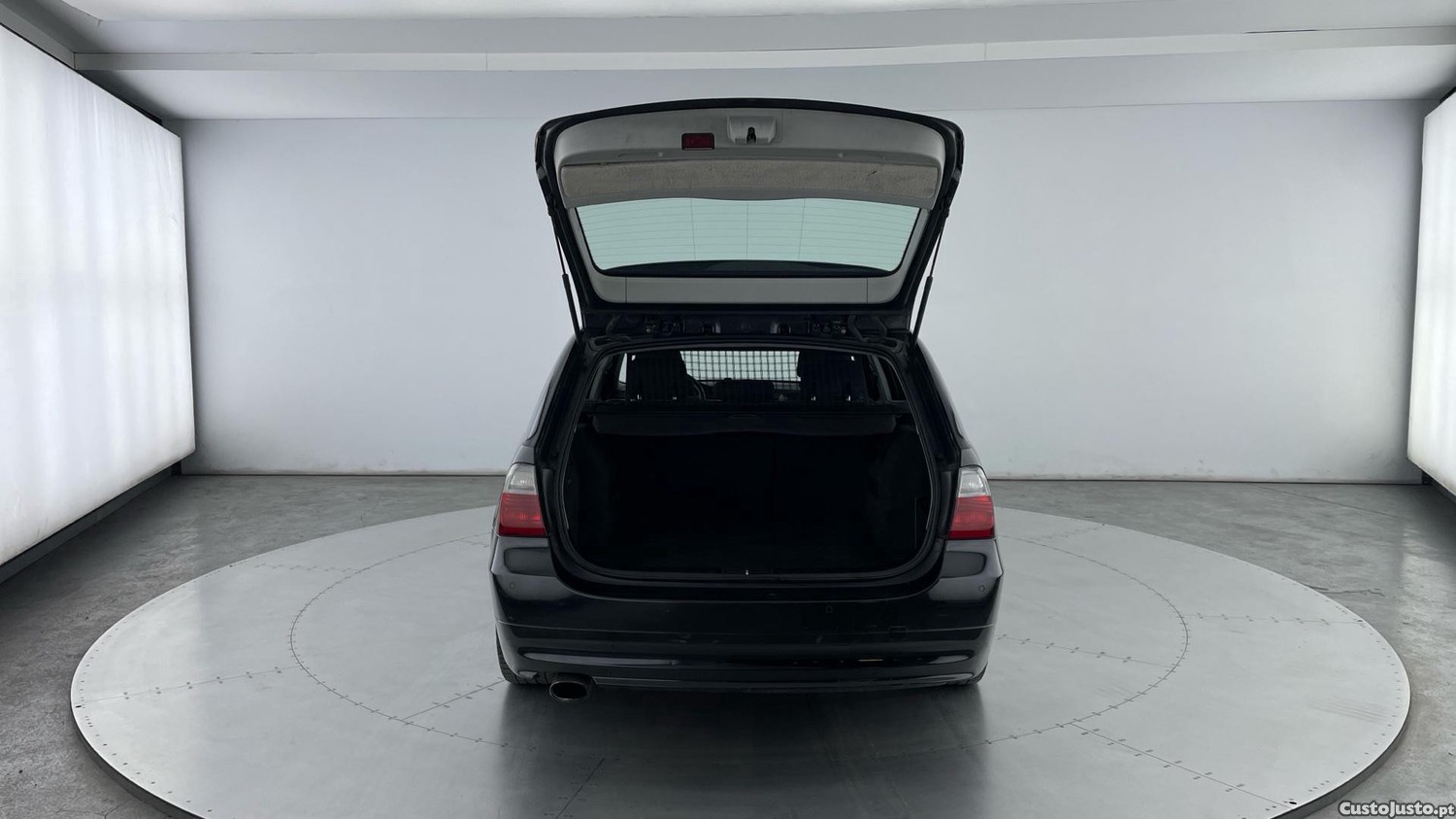 BMW 318 ef — fotografia 3