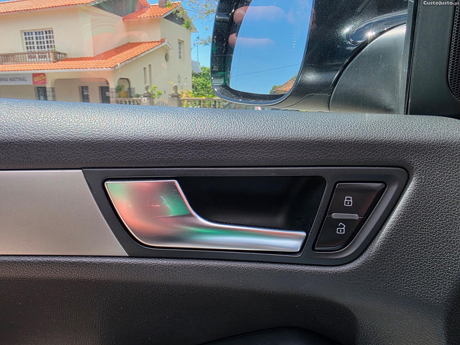 Audi Q5 2.0 TDI QUATTRO ULTRA 170CV — fotografia 4