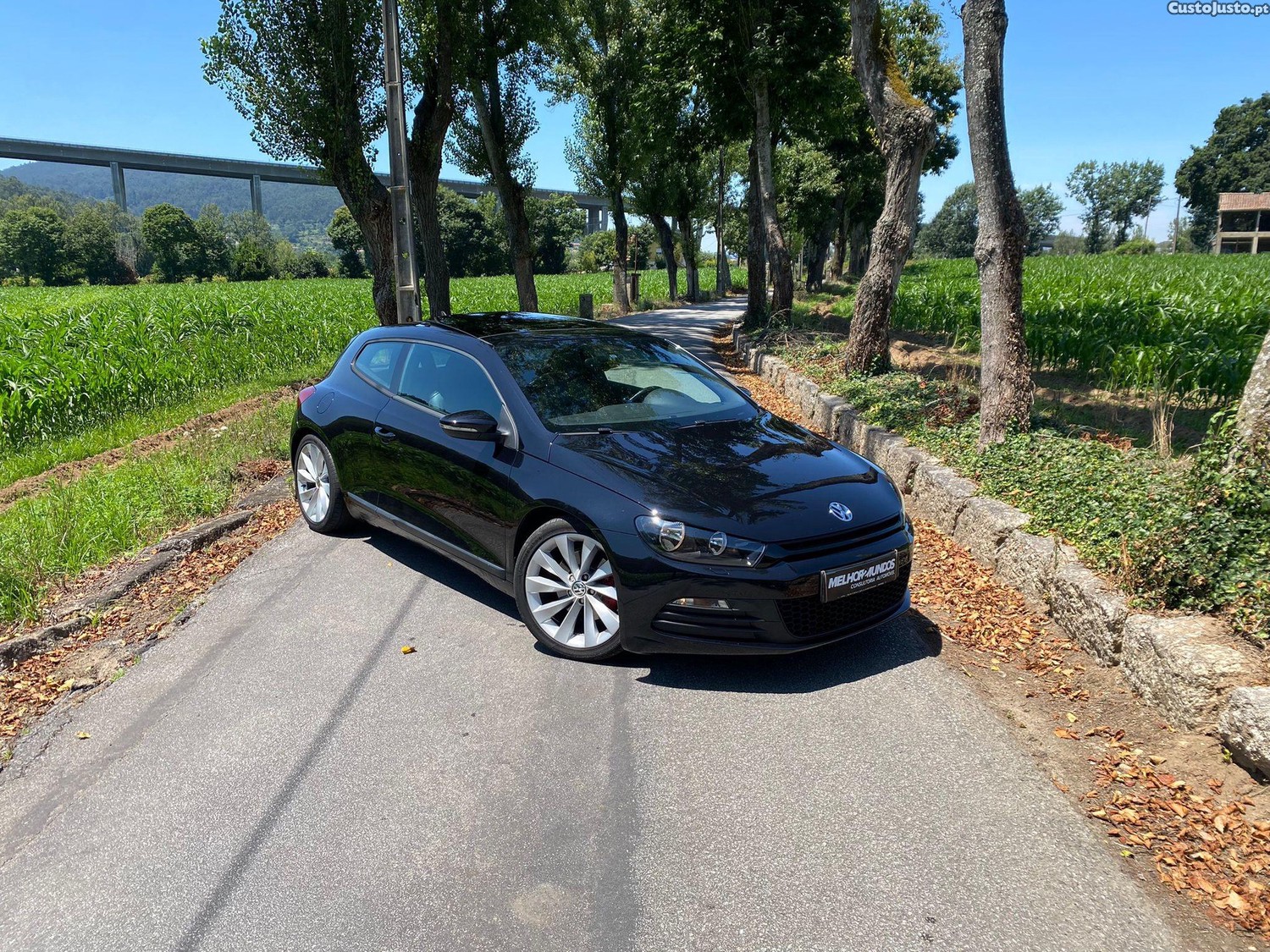 Volkswagen Scirocco 2.0 TSI DSG — fotografia 11