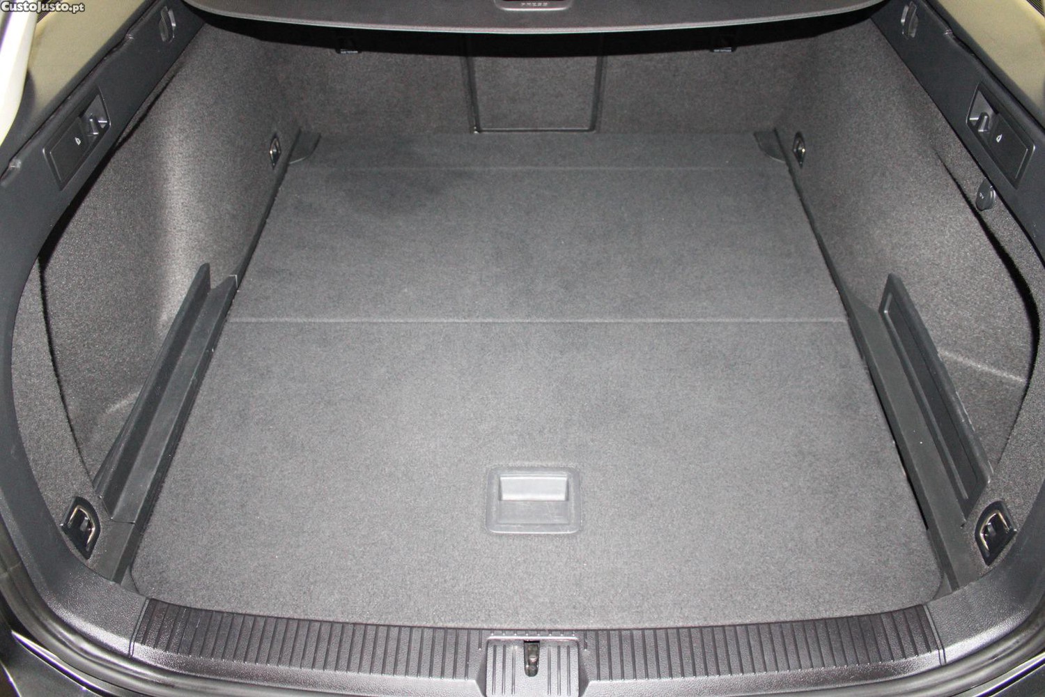Volkswagen Passat VARIANT 2.0 TDI HIGHLINE DSG (AUTO) — fotografia 5