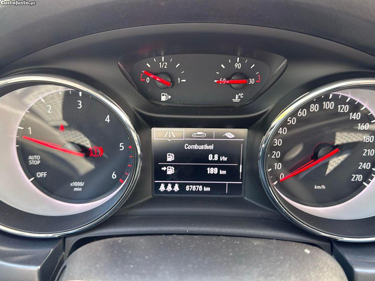 Opel Astra 1.6 CDTI Business Edition — fotografia 8