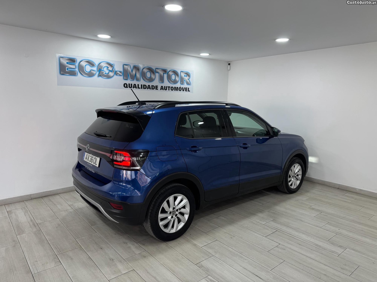 Volkswagen T-Cross 1.0TSI — fotografia 9
