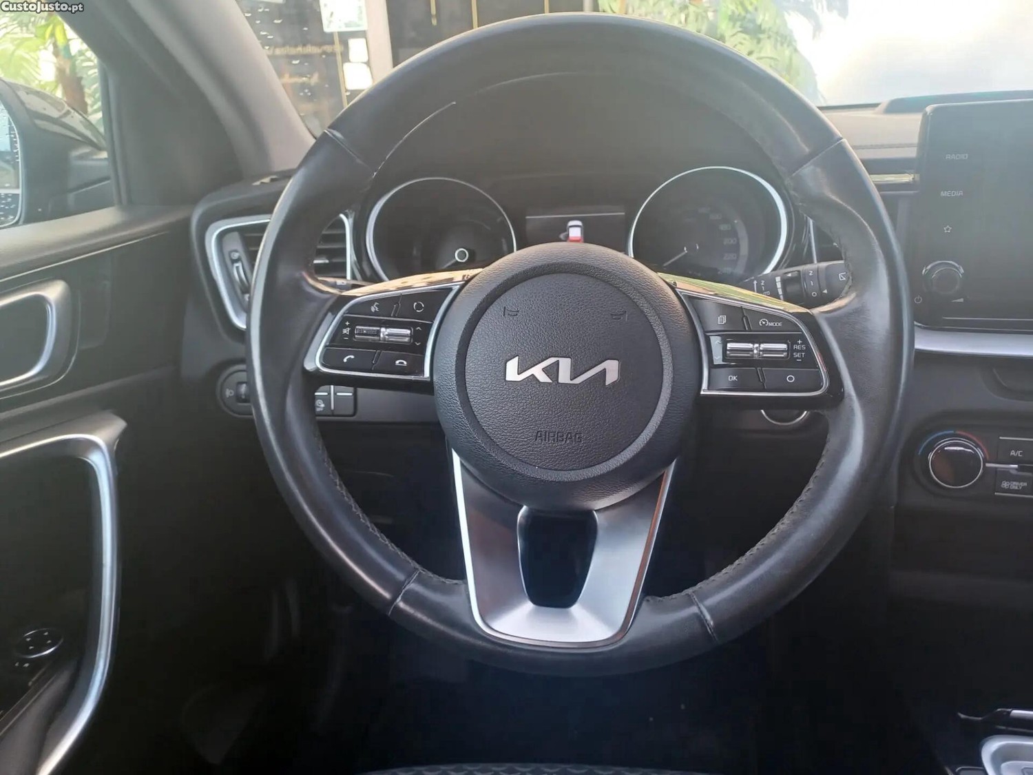 Kia XCeed 1.6 GDi PHEV Drive — fotografia 7