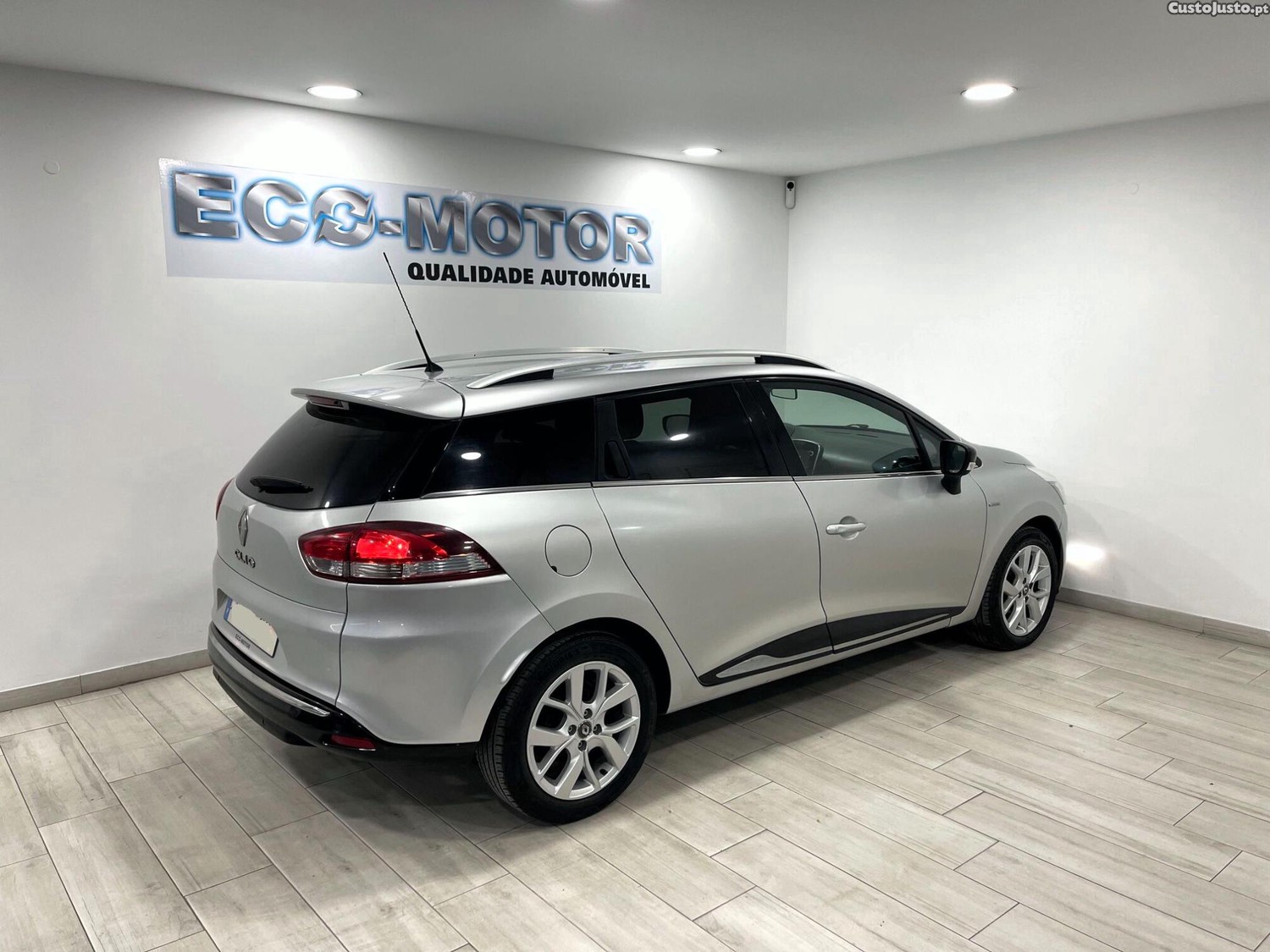 Renault Clio Sport Tourer 0.9TCE Limited — fotografia 9