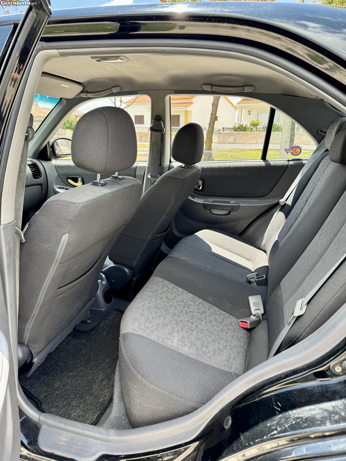 Hyundai Accent 1.5CRDi GLS — fotografia 5