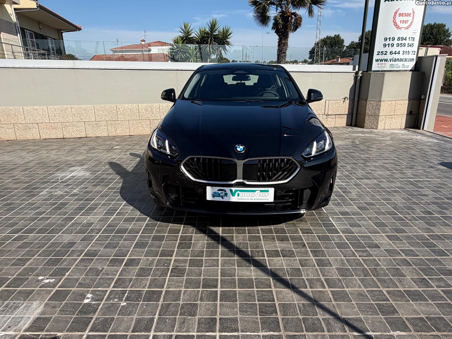 BMW 116 Standard Aut — fotografia 10