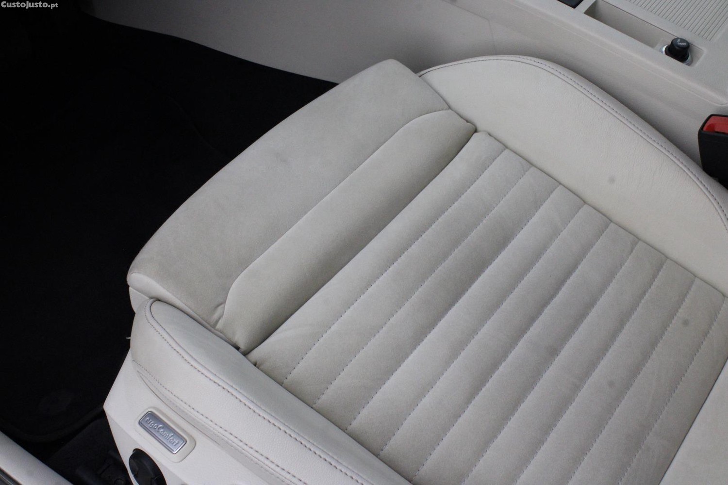 Volkswagen Passat VARIANT 2.0 TDI HIGHLINE DSG (AUTO) — fotografia 15