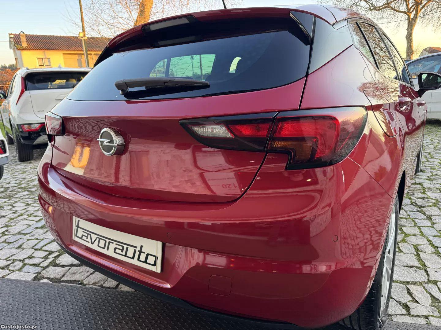 Opel Astra 1.2 t gs line — fotografia 11