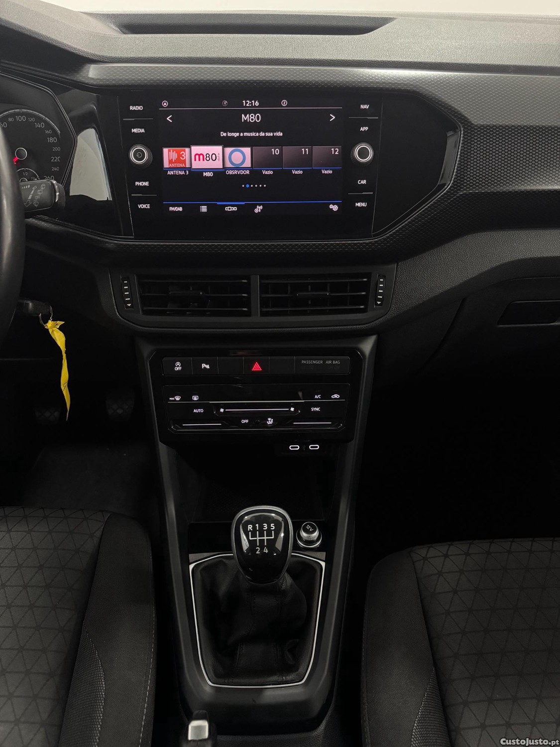 Volkswagen T-Cross 1.0TSI — fotografia 3