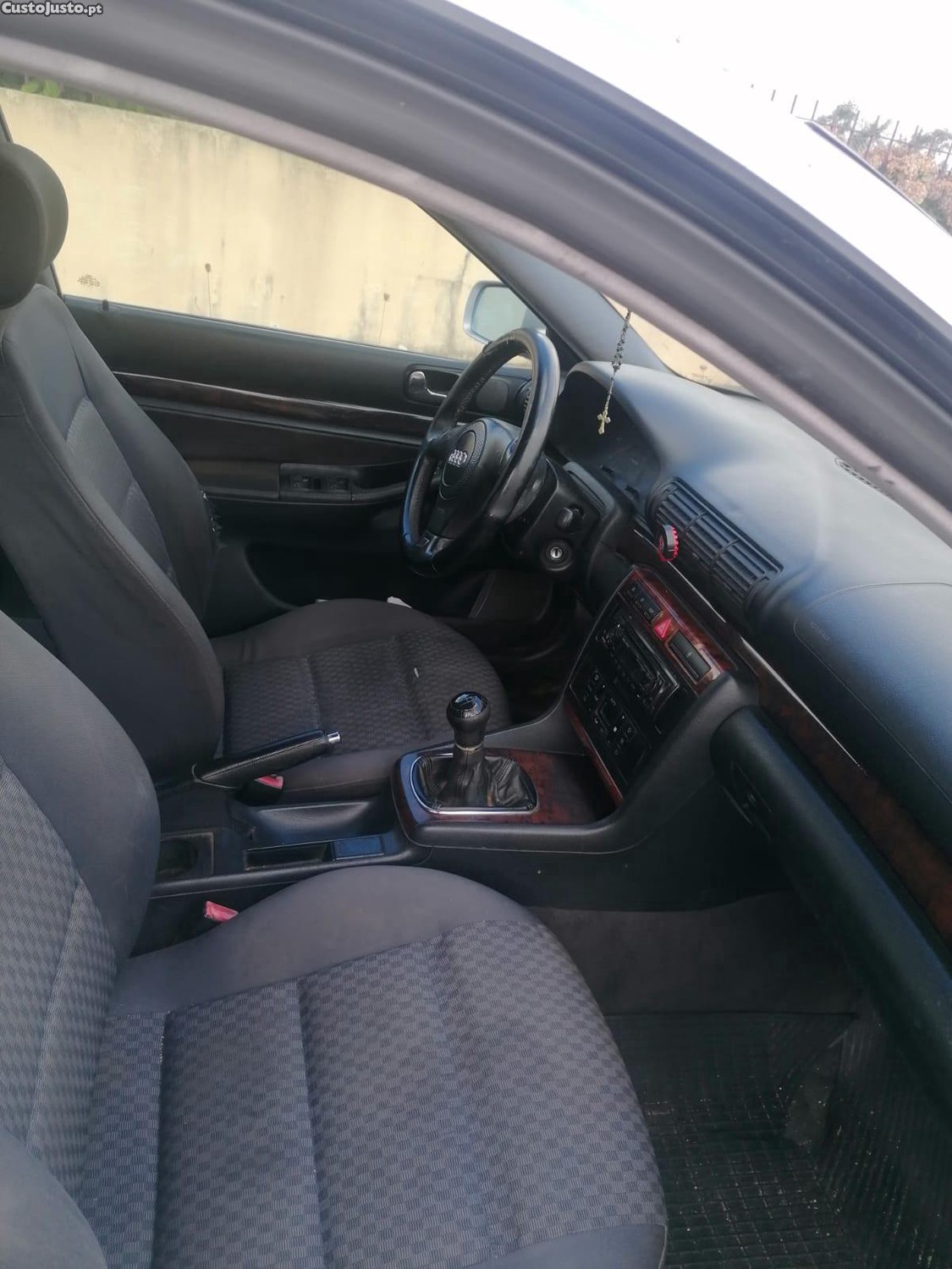 Audi A4 1.9TDI — fotografia 3