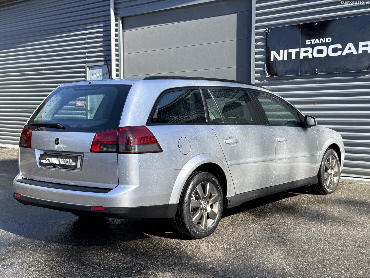 Opel Vectra CARAVAN 1.9 CDTI 120.CV NACIONAL — photo 3