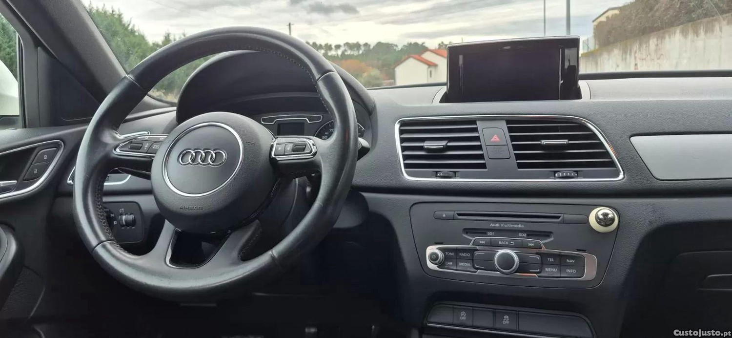 Audi Q3 2.0 tdi sport — fotografia 10