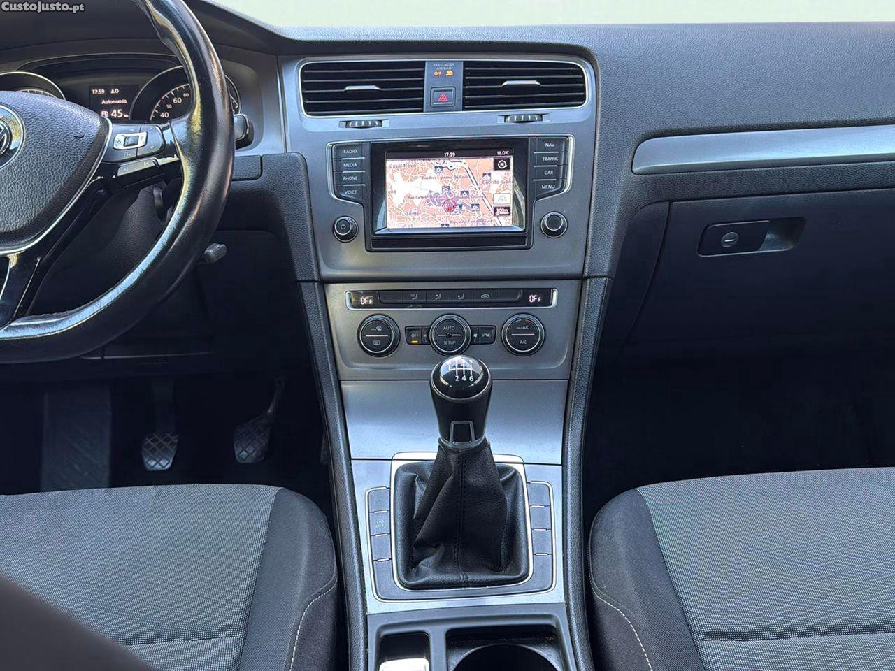 Volkswagen Golf Variant 1.6 TDi GPS Edition — fotografia 9