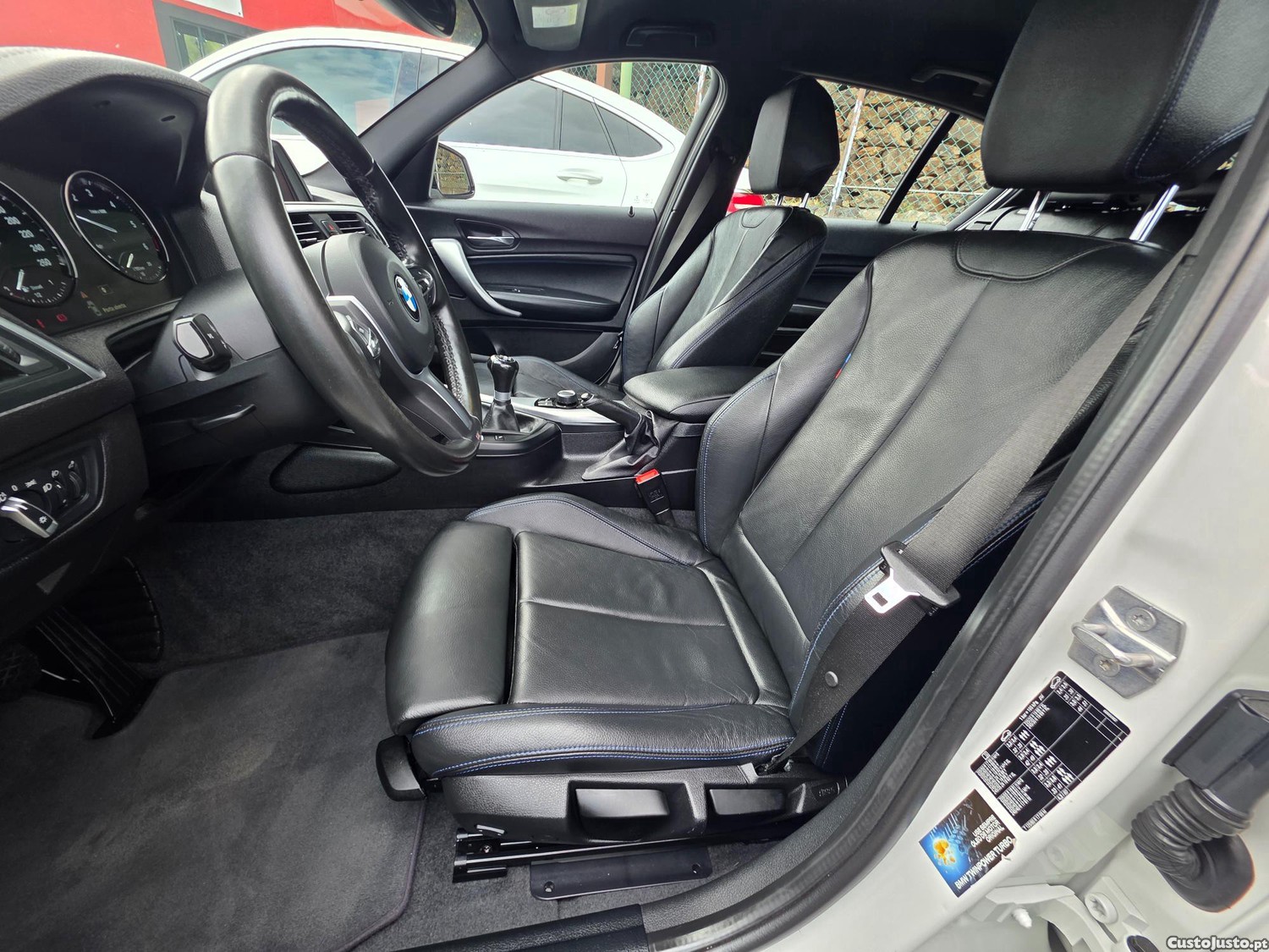 BMW 116 D PACK M SHADOW EDITION — fotografia 35