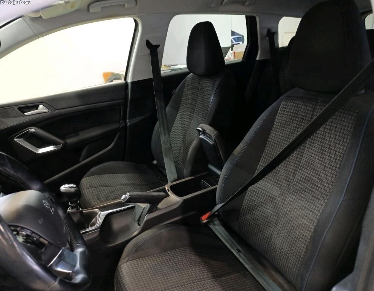 Peugeot 308 SW 1.5BlueHDi Style 130cv — fotografia 6