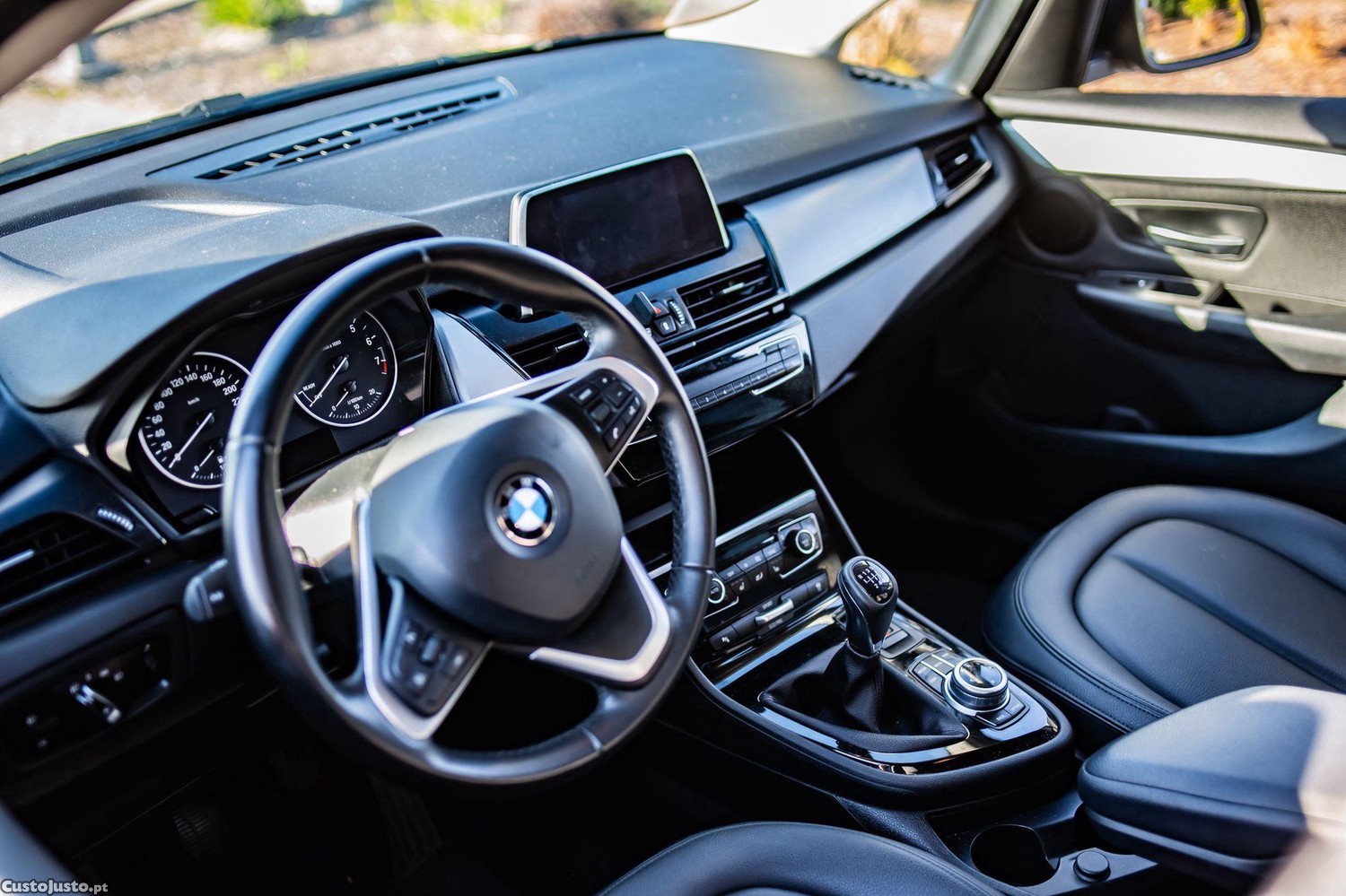 BMW 216 Active Tourer I — fotografia 11