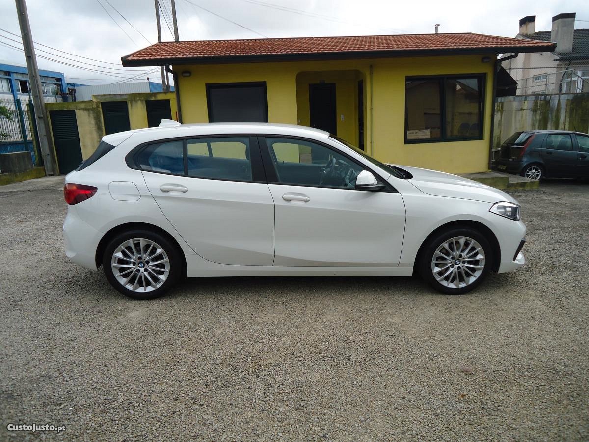 BMW 116 D Corporate Edition Auto — fotografia 5
