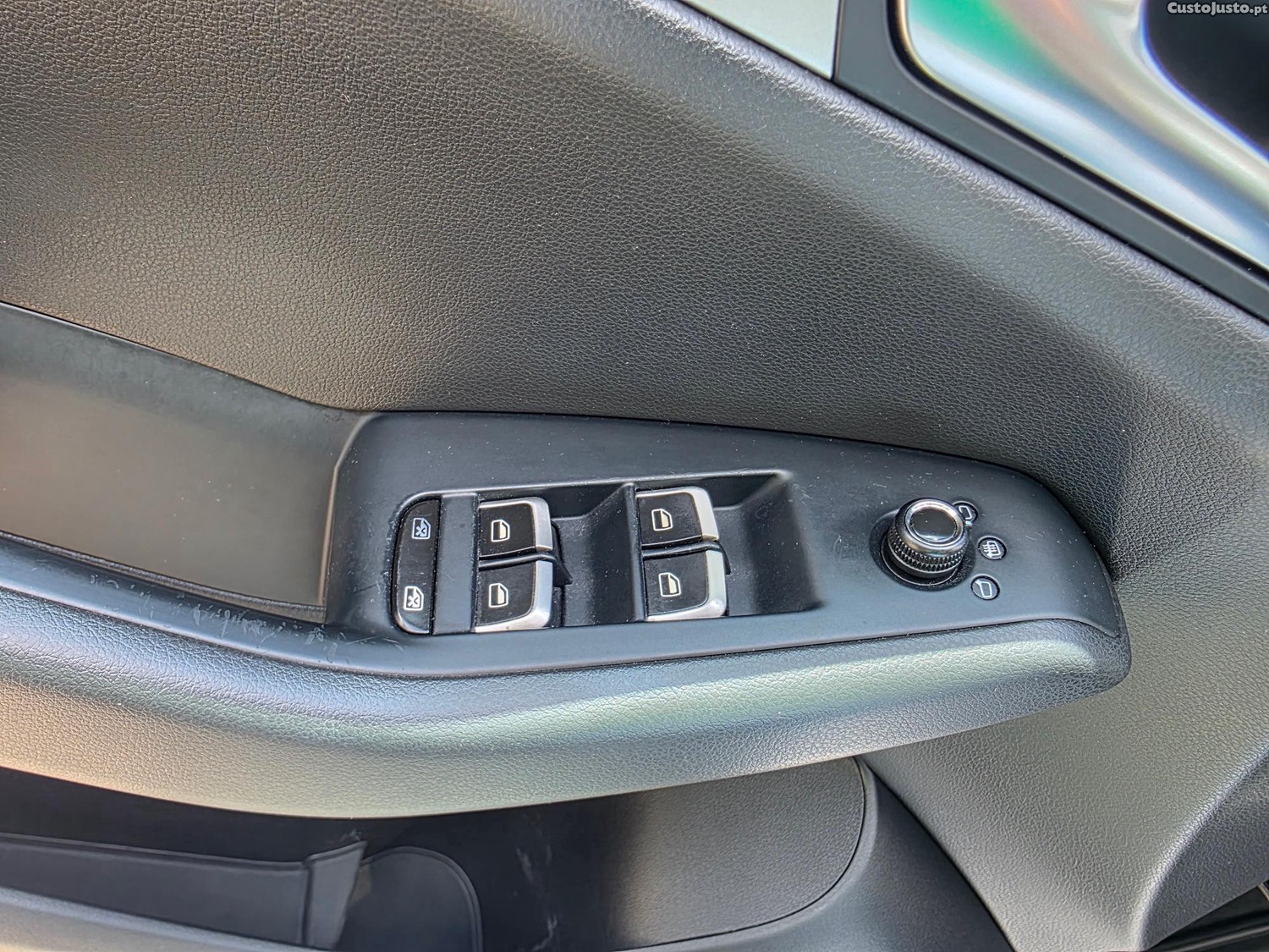 Audi Q5 2.0 TDI QUATTRO ULTRA 170CV — fotografia 5