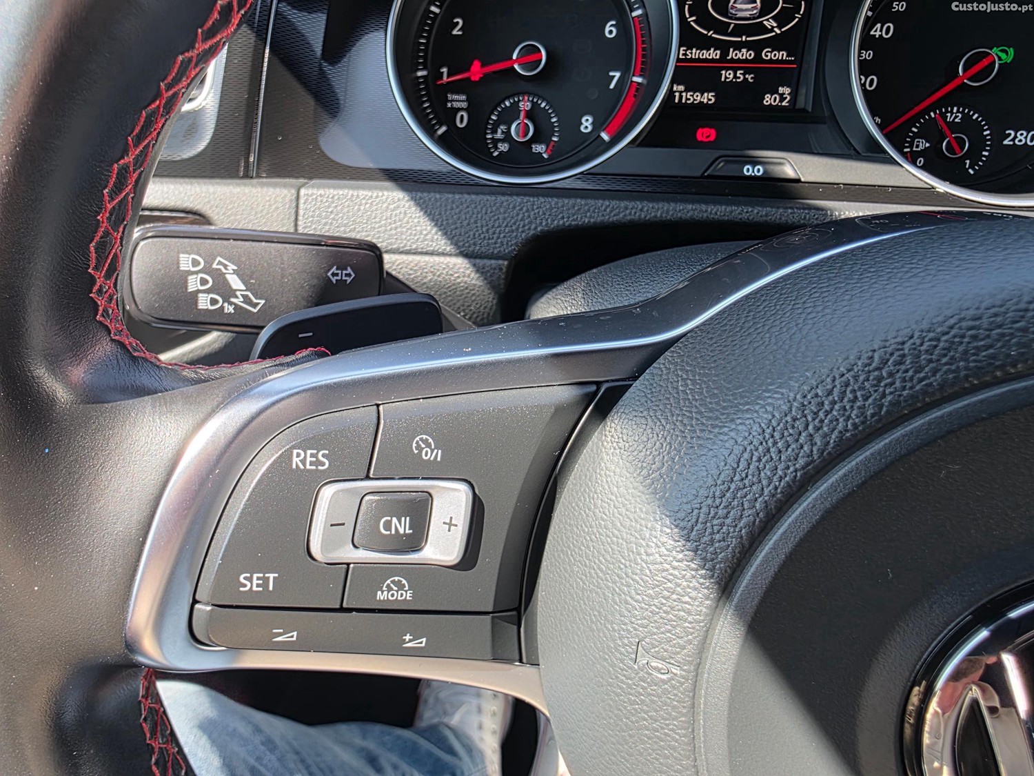 Volkswagen Golf VII 2.0 TSFI DSG GTI PERFORMANCE 230CV — fotografia 10