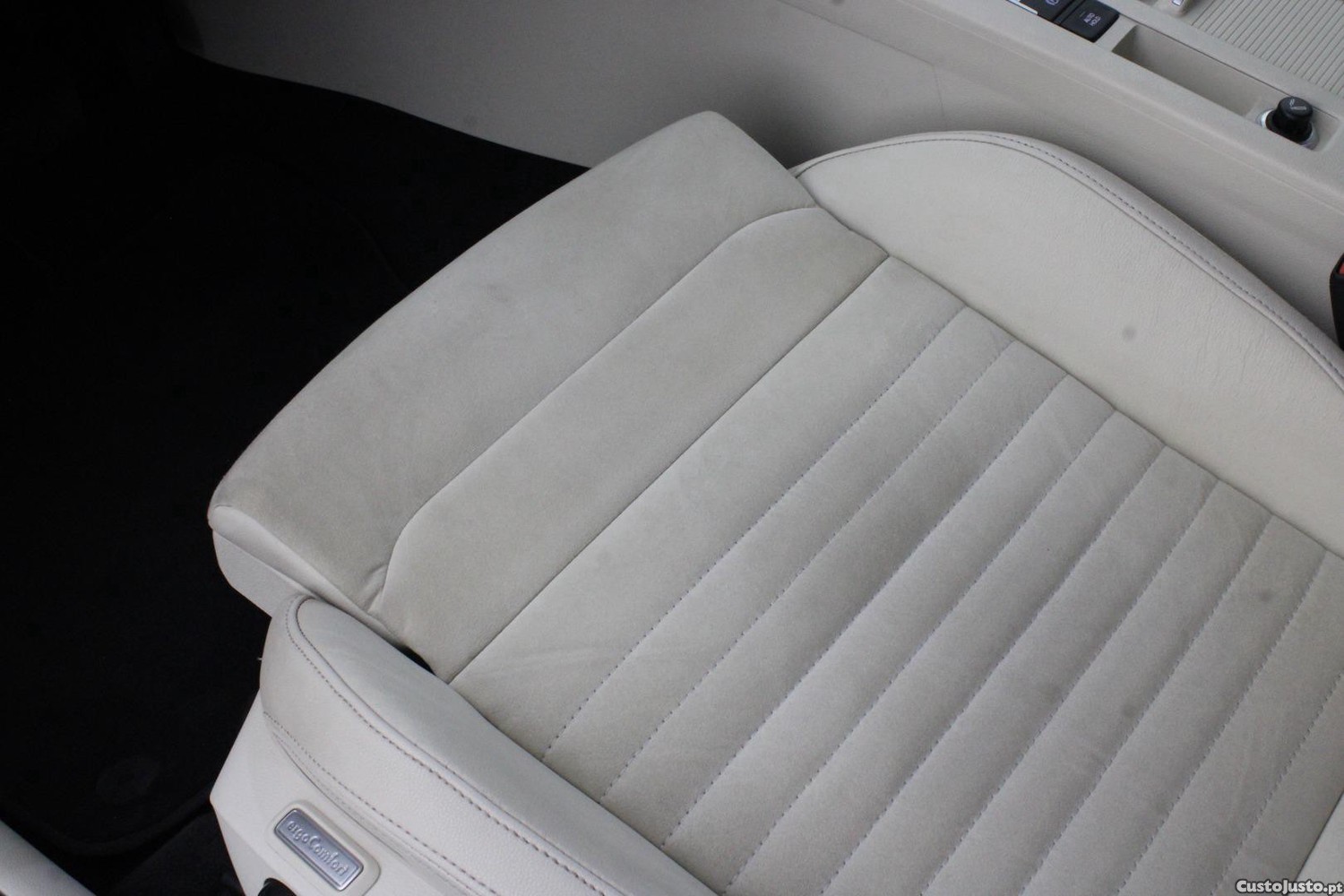 Volkswagen Passat VARIANT 2.0 TDI HIGHLINE DSG (AUTO) — fotografia 14
