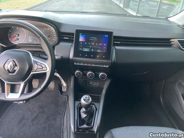 Renault Clio 1.0 TCe Evolution — fotografia 14
