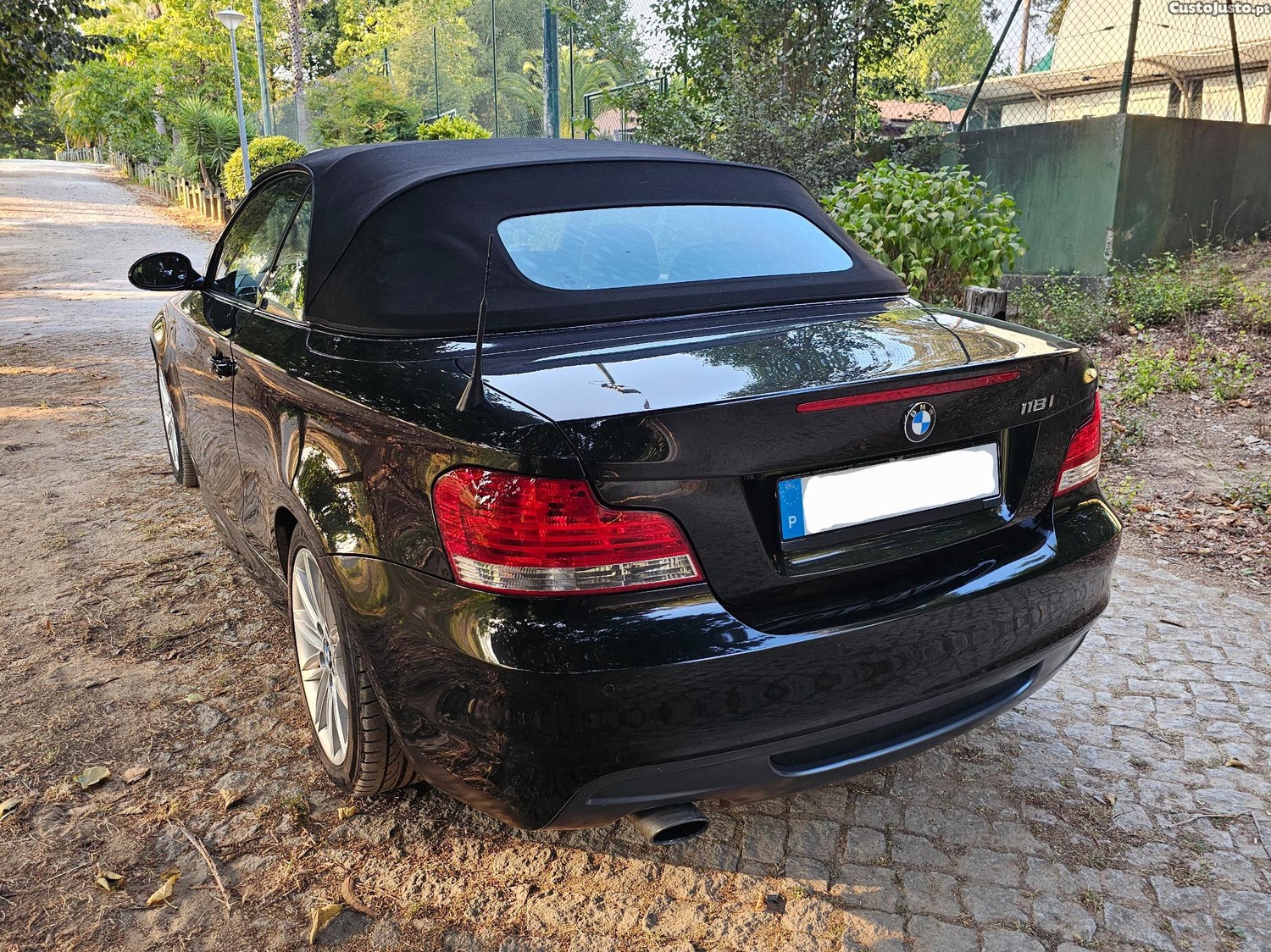 BMW 118 i Cabrio Pack M Original 156.000 km — fotografia 6