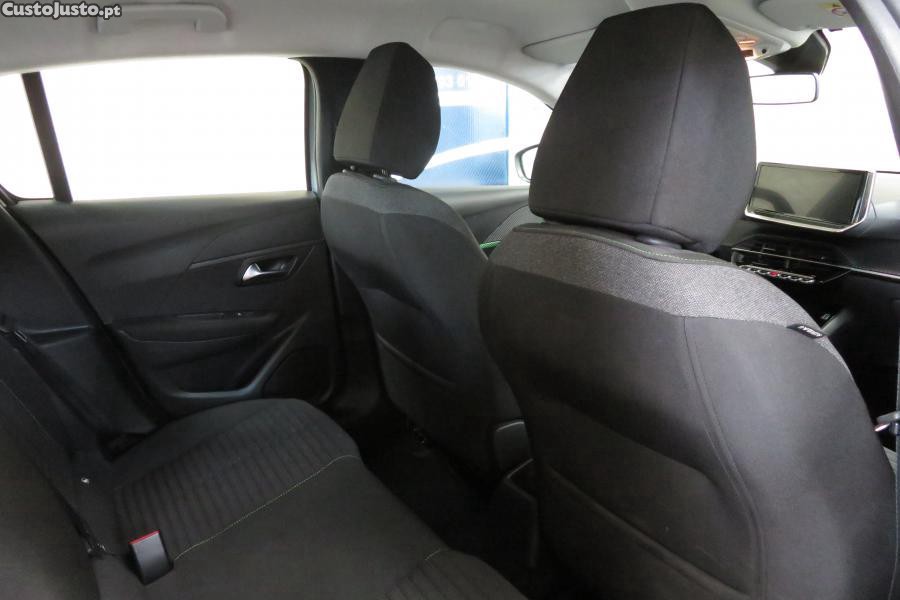 Peugeot 208 1.2 PureTech Active — fotografia 5