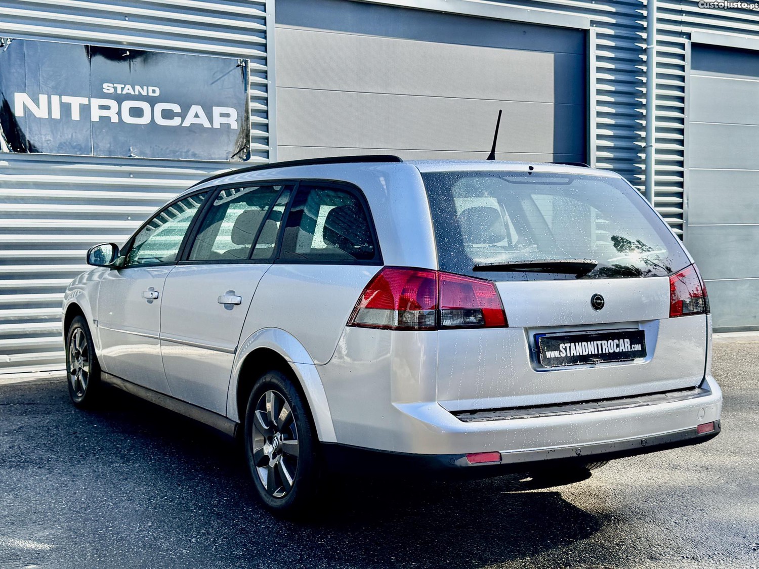 Opel Vectra CARAVAN 1.9 CDTI 120.CV NACIONAL — photo 5