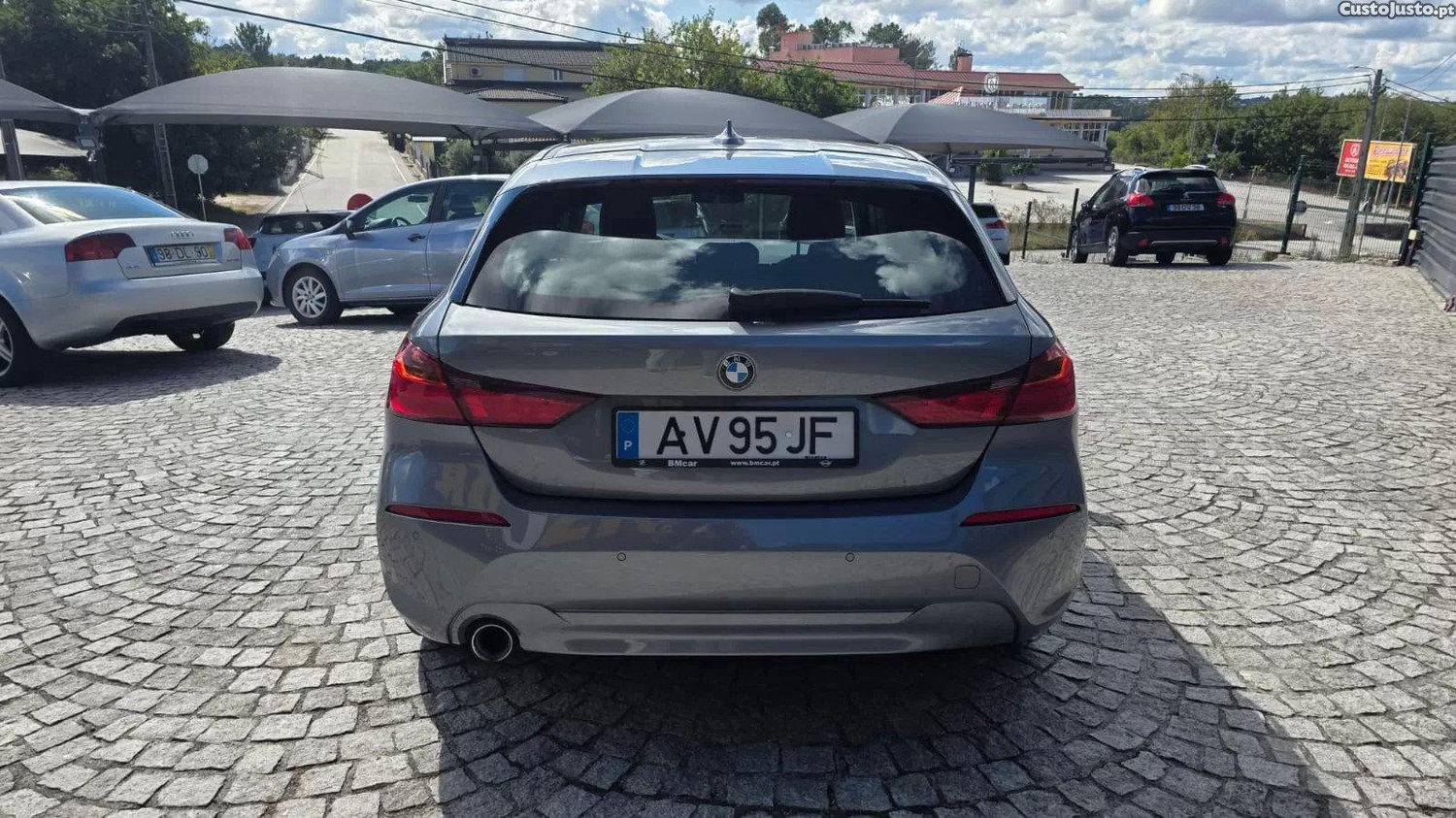 BMW 116 D advantage — fotografia 17