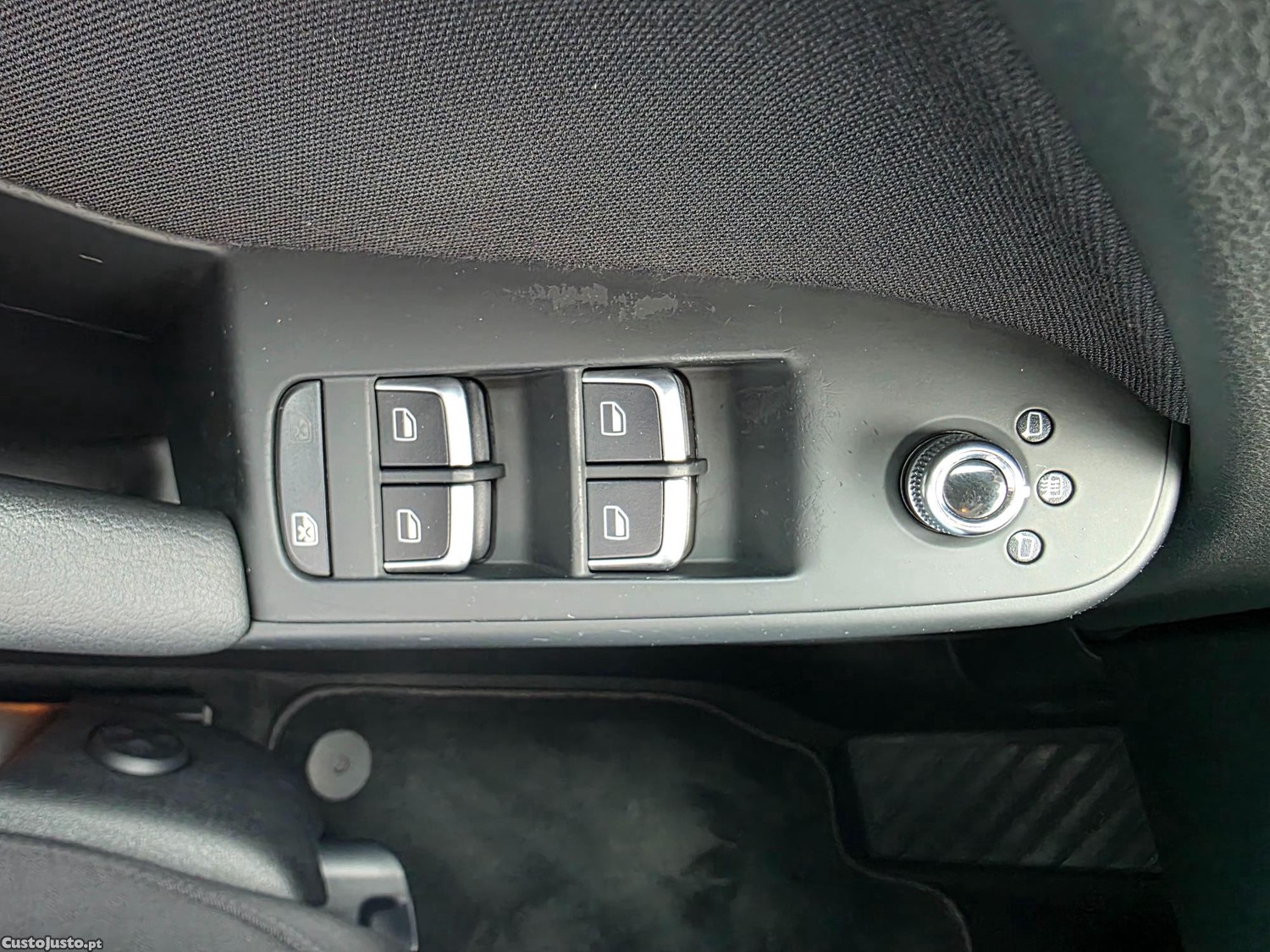 Audi A4 AVANT 2.0 TDI ULTRA 177CV — fotografia 3