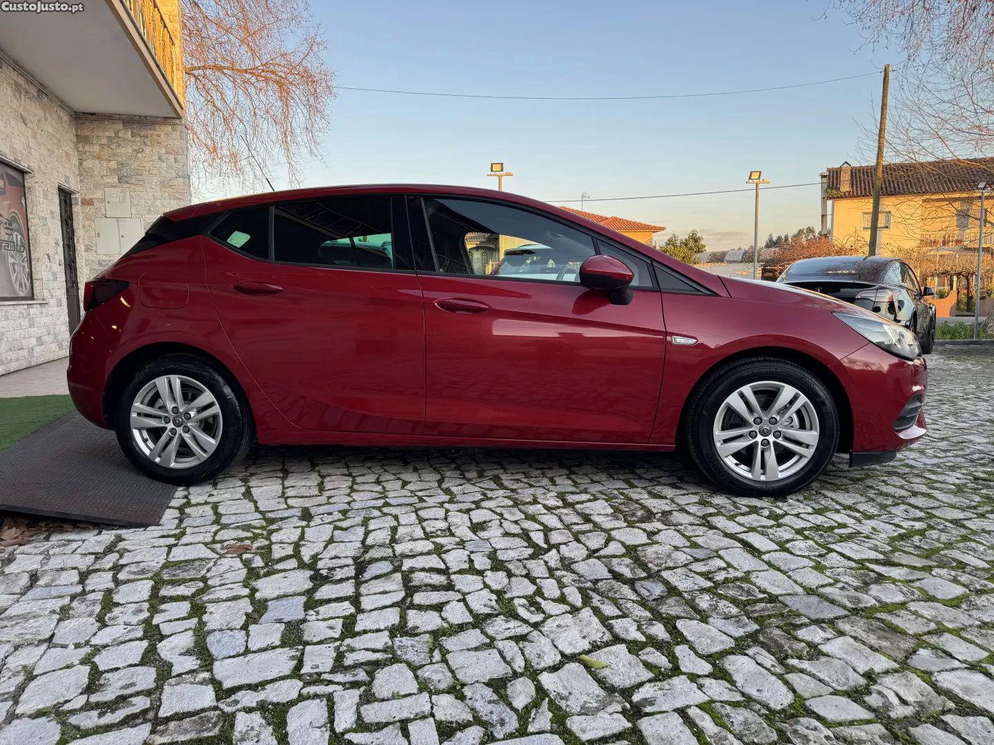 Opel Astra 1.2 t gs line — fotografia 29
