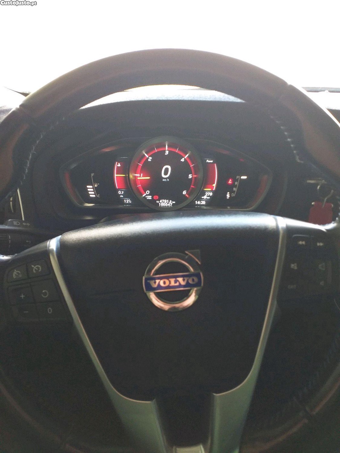 Volvo V40 Cross Country — fotografia 2