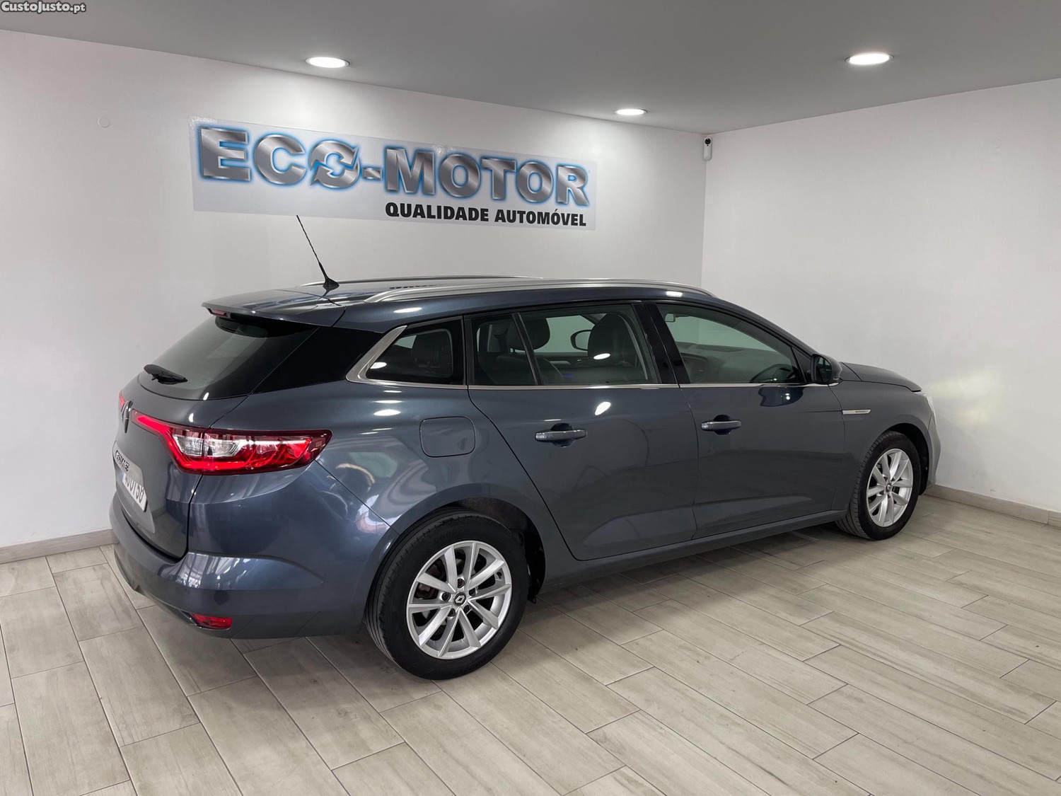 Renault Mégane Sport Tourer 1.6DCI Intens — fotografia 9