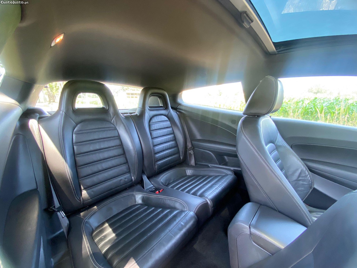 Volkswagen Scirocco 2.0 TSI DSG — fotografia 5