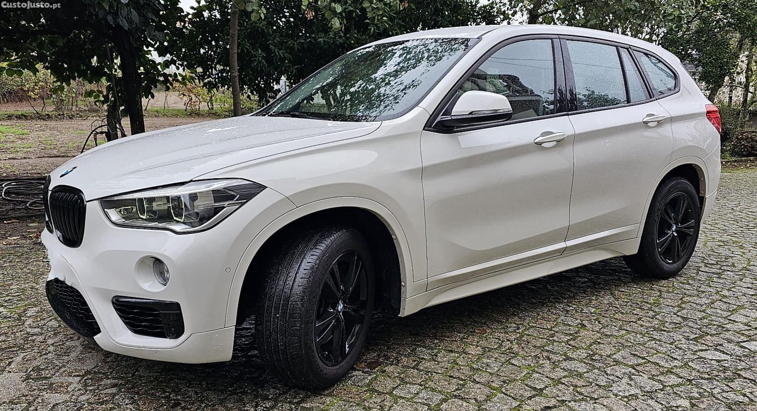 BMW X1 20d Xdrive — photo 3