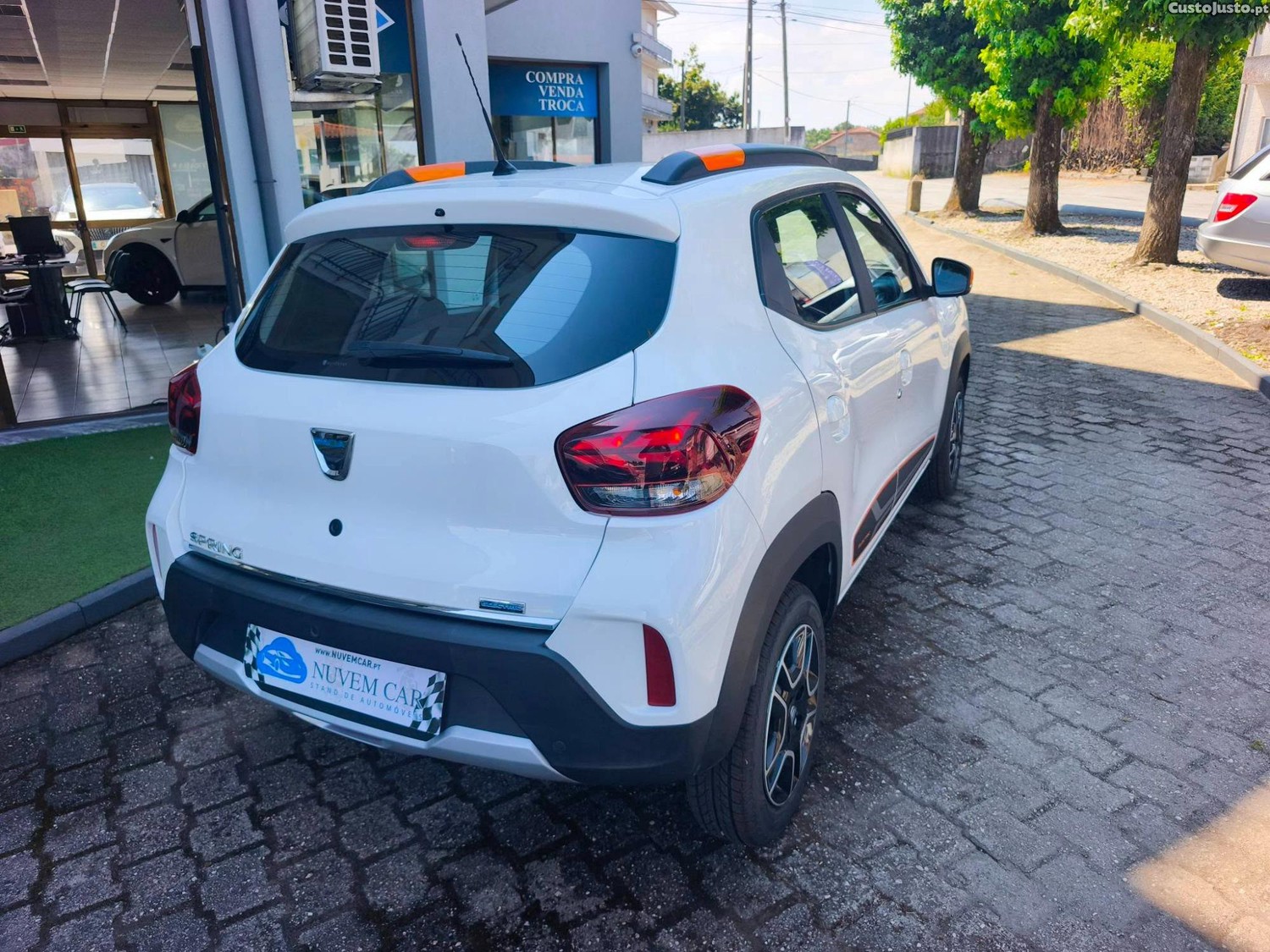 Dacia Spring Confort Plus — fotografia 7