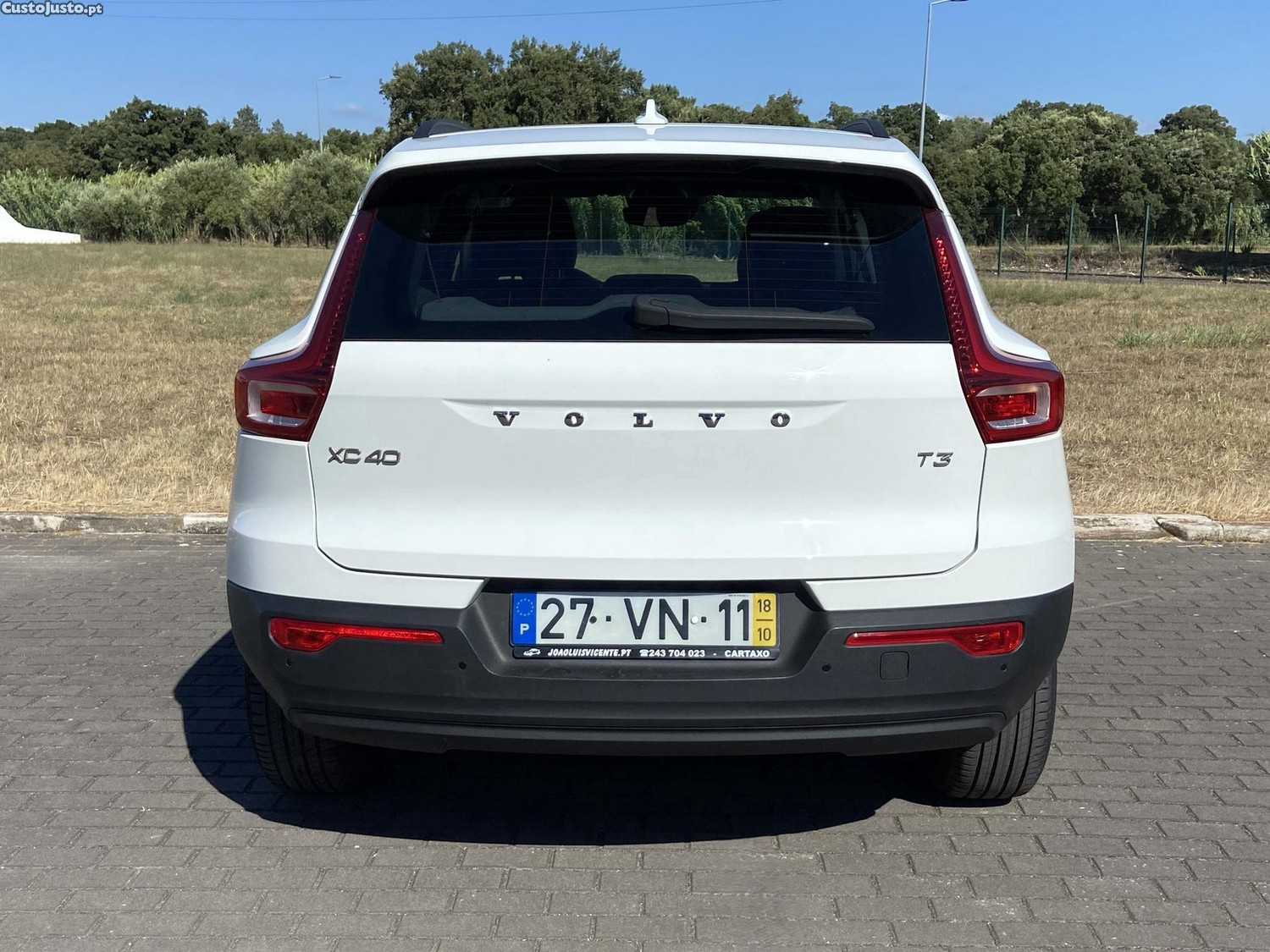 Volvo XC 40 1.5 T3 Tech Edition — fotografia 15